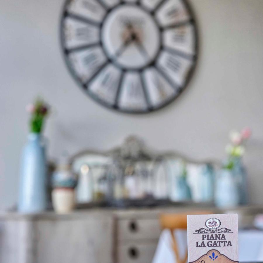 クザーノ・ムトリ Piana La Gatta Bed & Breakfast エクステリア 写真